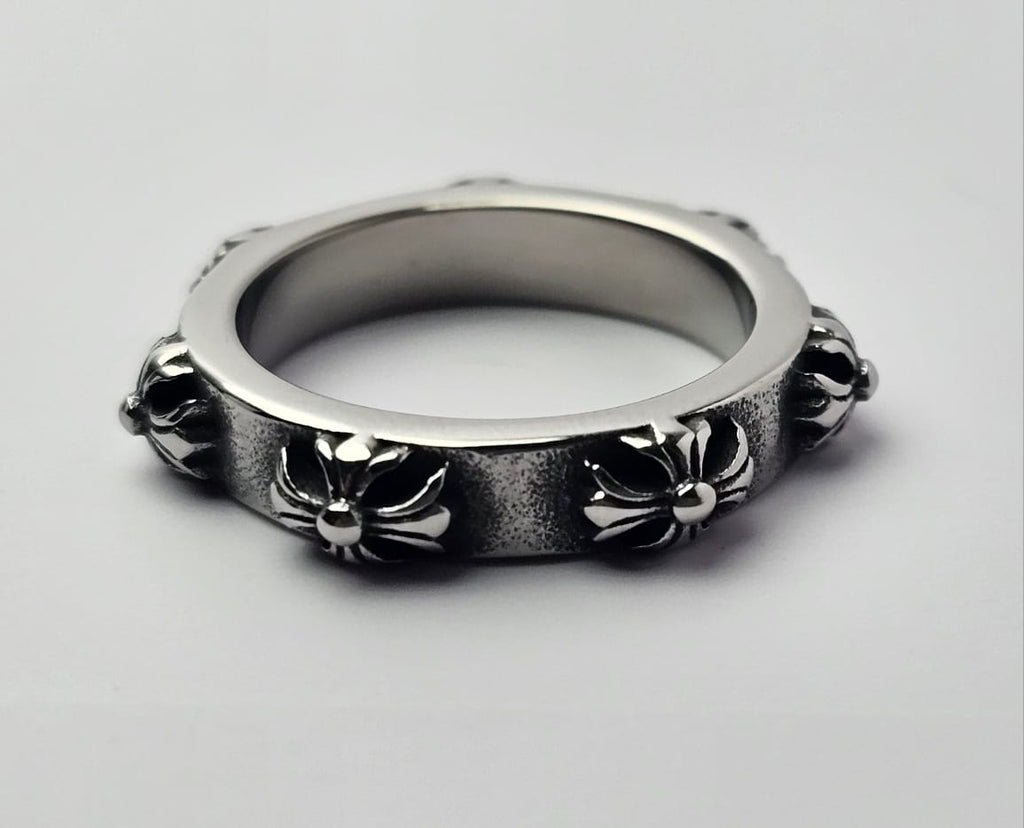 CH Petal Ring