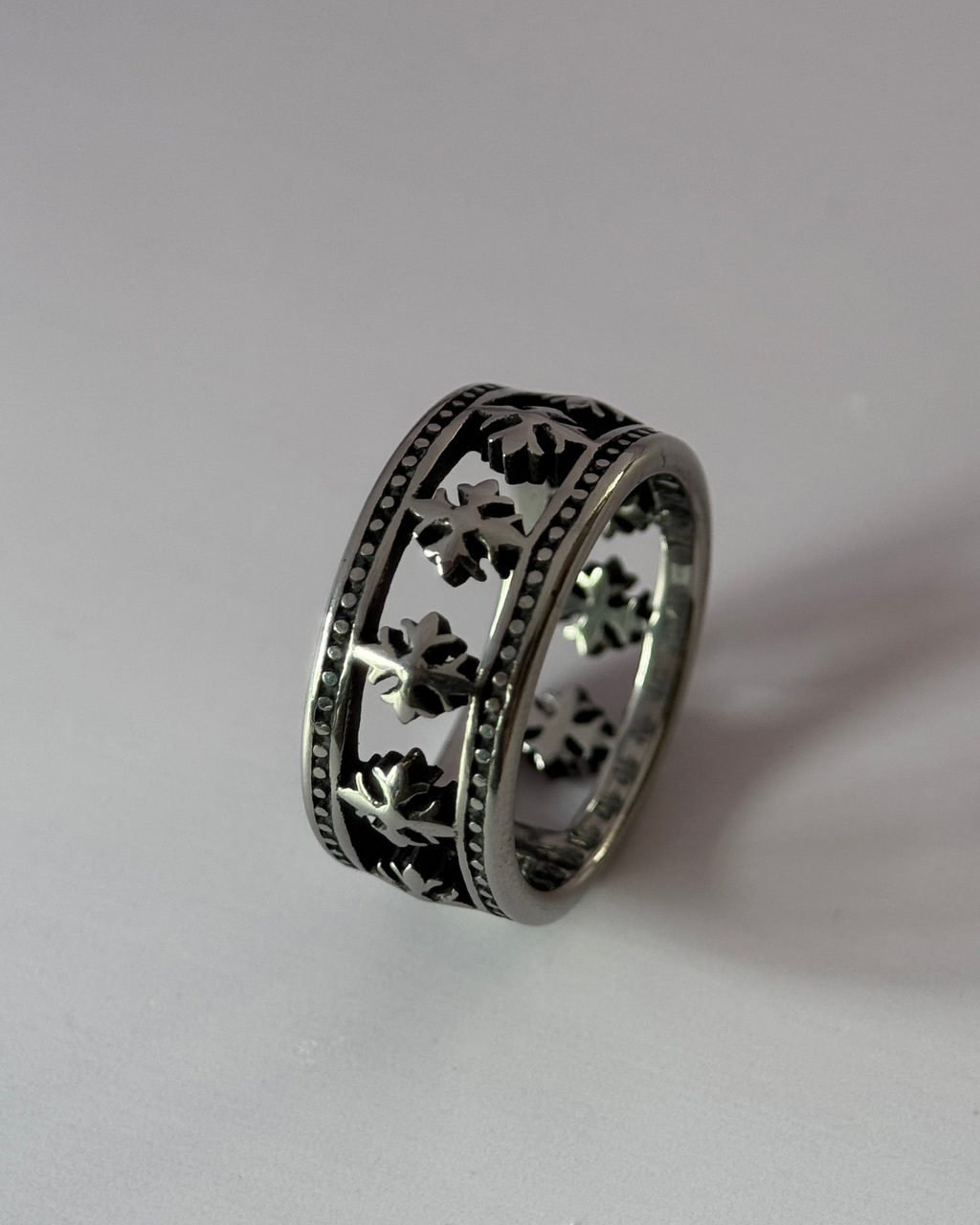 Fleur Noir Chrome