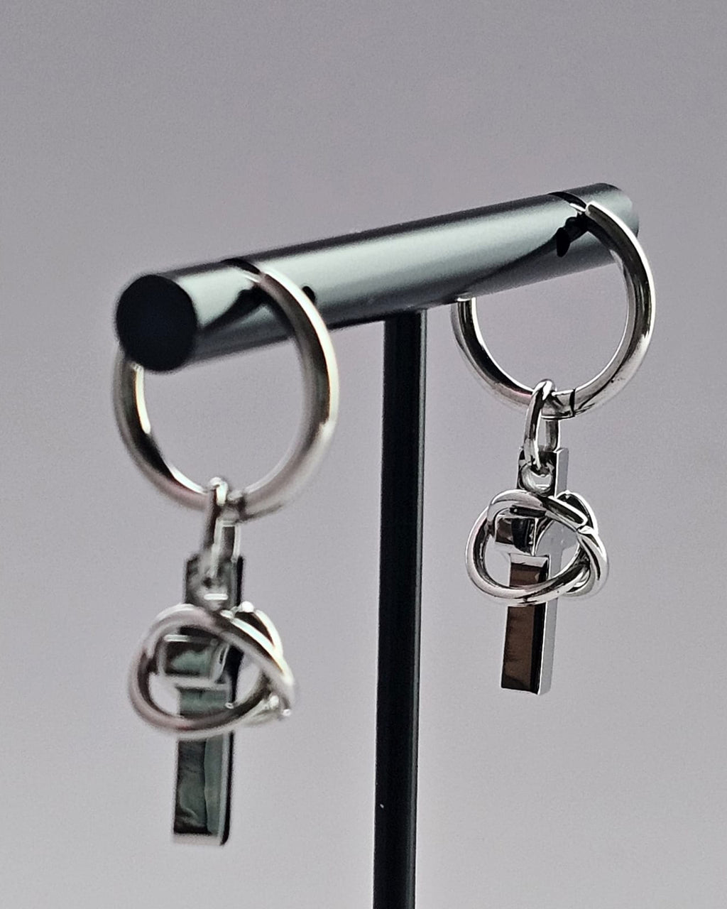 Halo Cross Hoop