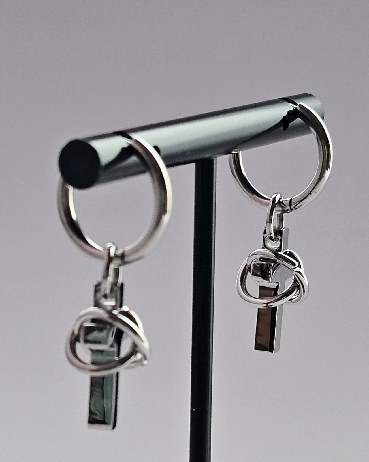 Halo Cross Hoop
